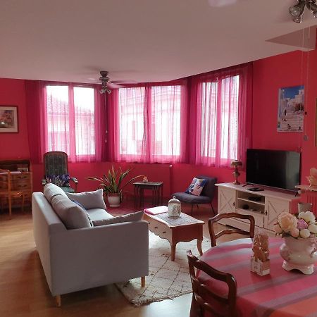 Appartement La Vie En Rose Perigueux Luaran gambar